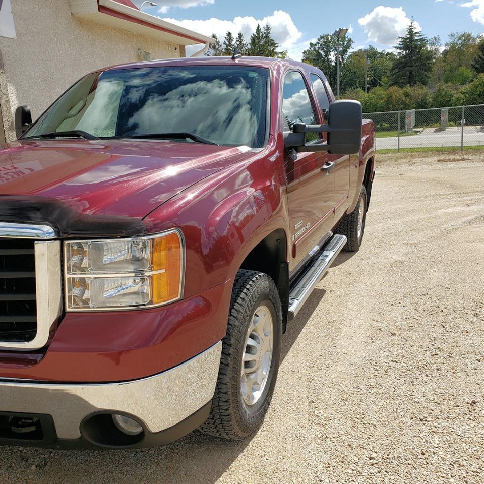 2008 GMC Sierra 2500 SLE only 151,456 km Duramax - Photo #6