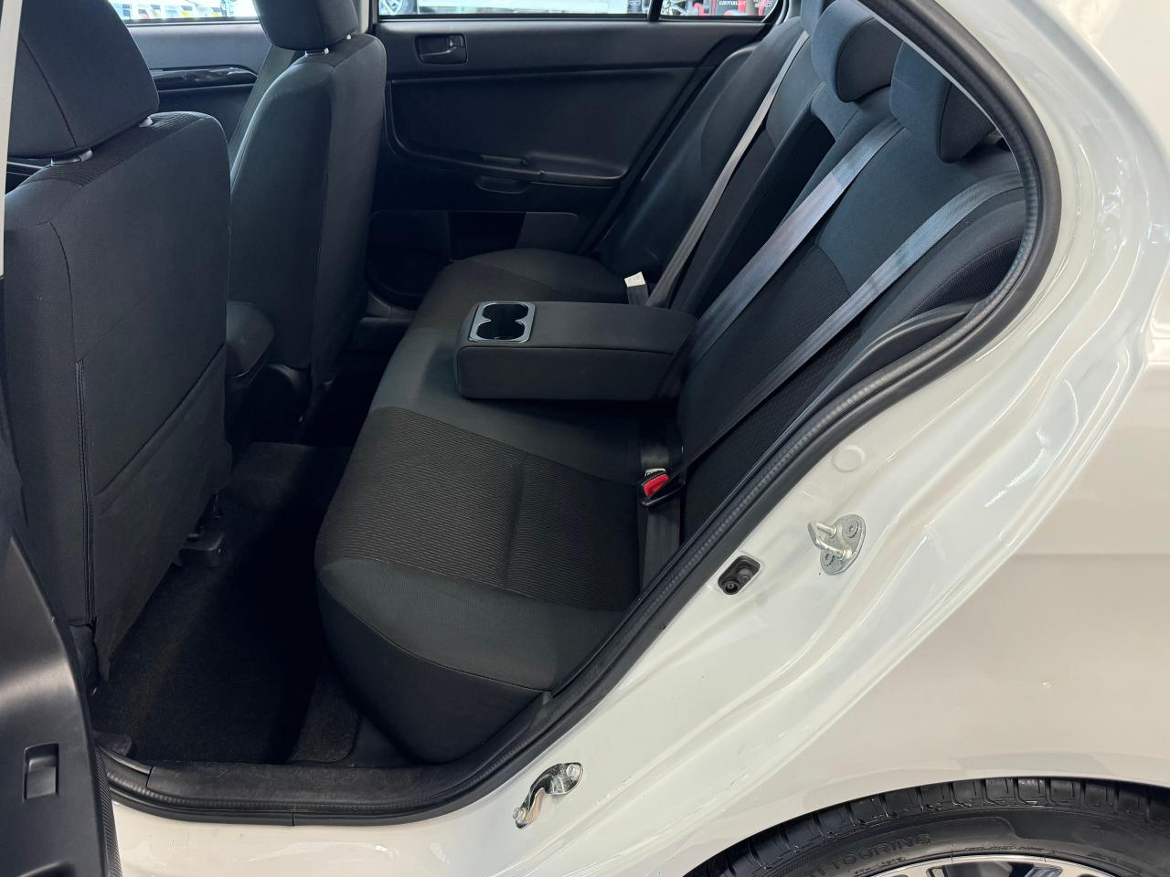 2016 Mitsubishi Lancer SE+Roof+Camera+Heated Seats+A/C+CLEAN CARFAX - Photo #25