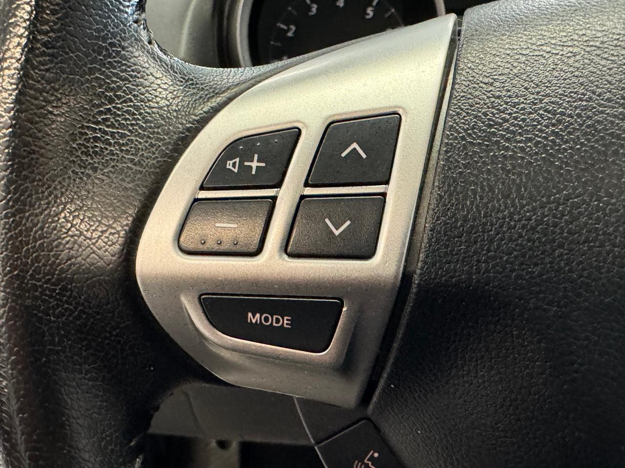 2016 Mitsubishi Lancer SE+Roof+Camera+Heated Seats+A/C+CLEAN CARFAX Photo44