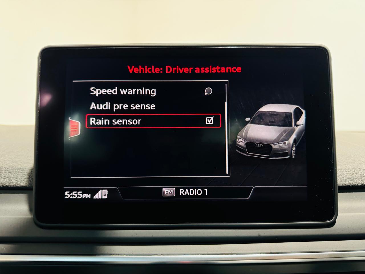 2019 Audi A4 LEATHER|ROOF|BACKUPCAM| - Photo #17