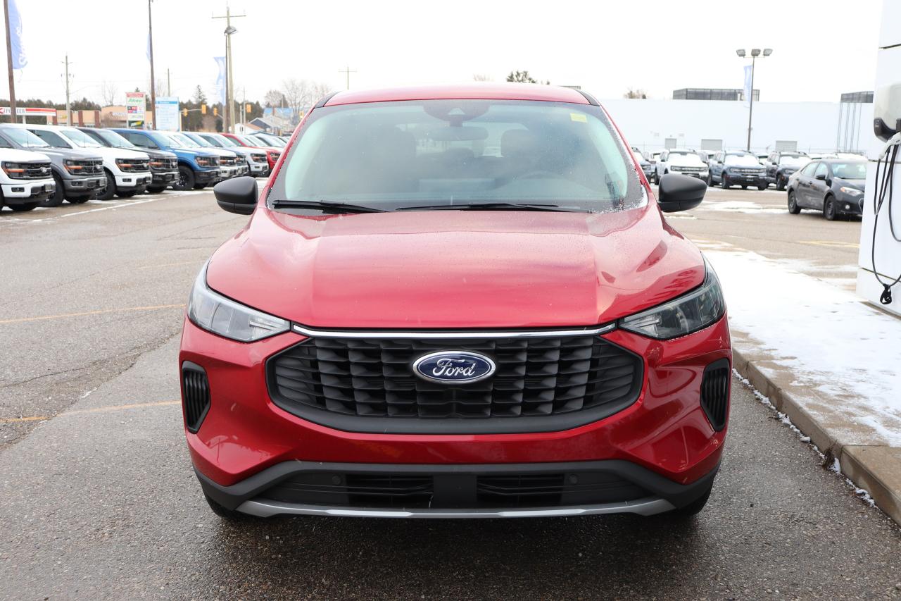 2025 Ford Escape Active AWD Photo4