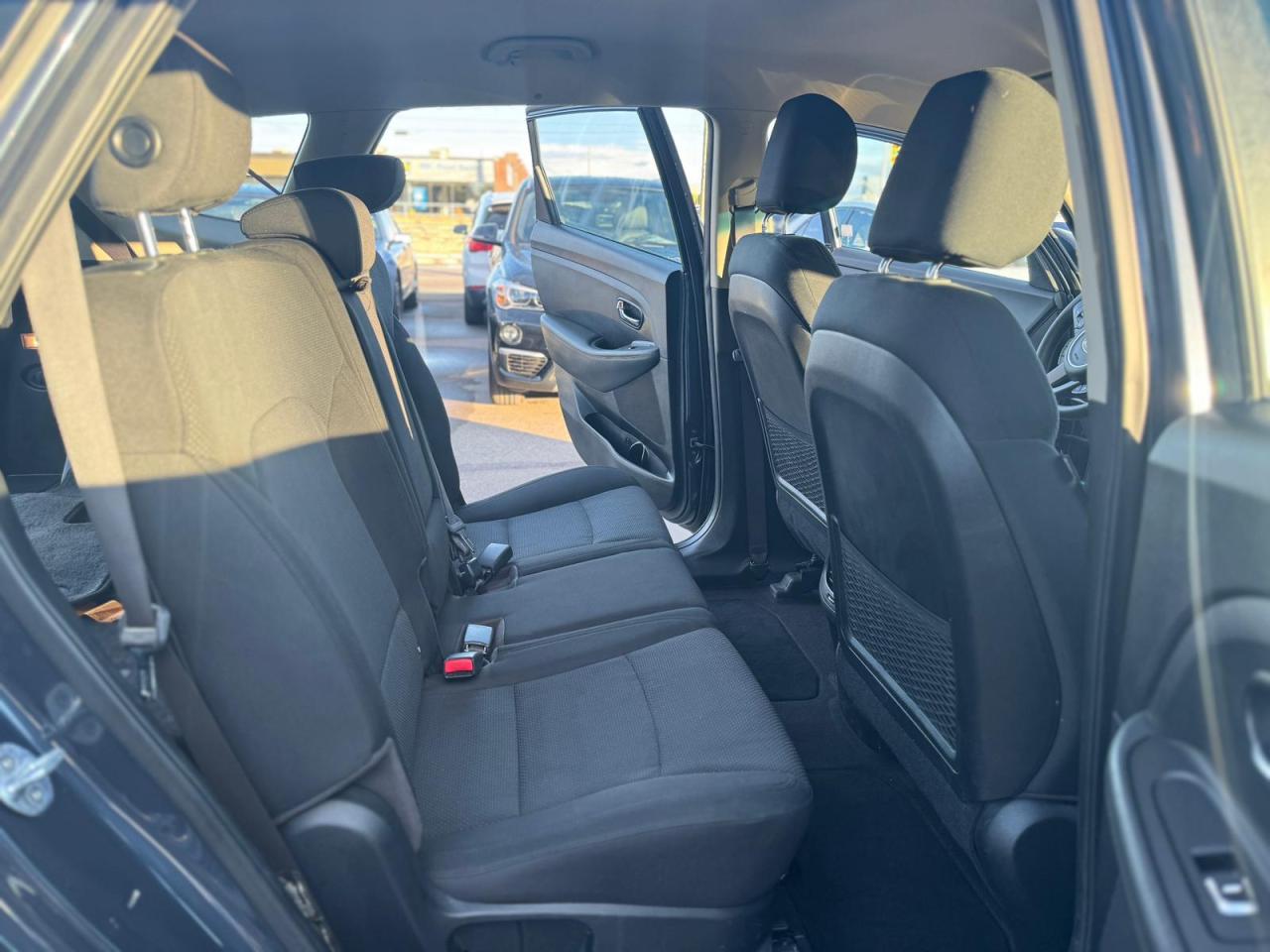 2015 Kia Rondo AUTO NO ACCIDENT 7 PASS BLUETOOTH HEATED SEATS - Photo #12