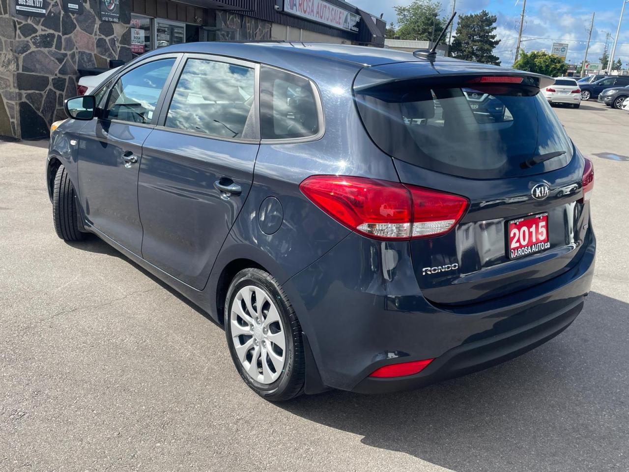 2015 Kia Rondo AUTO NO ACCIDENT 7 PASS BLUETOOTH HEATED SEATS - Photo #3