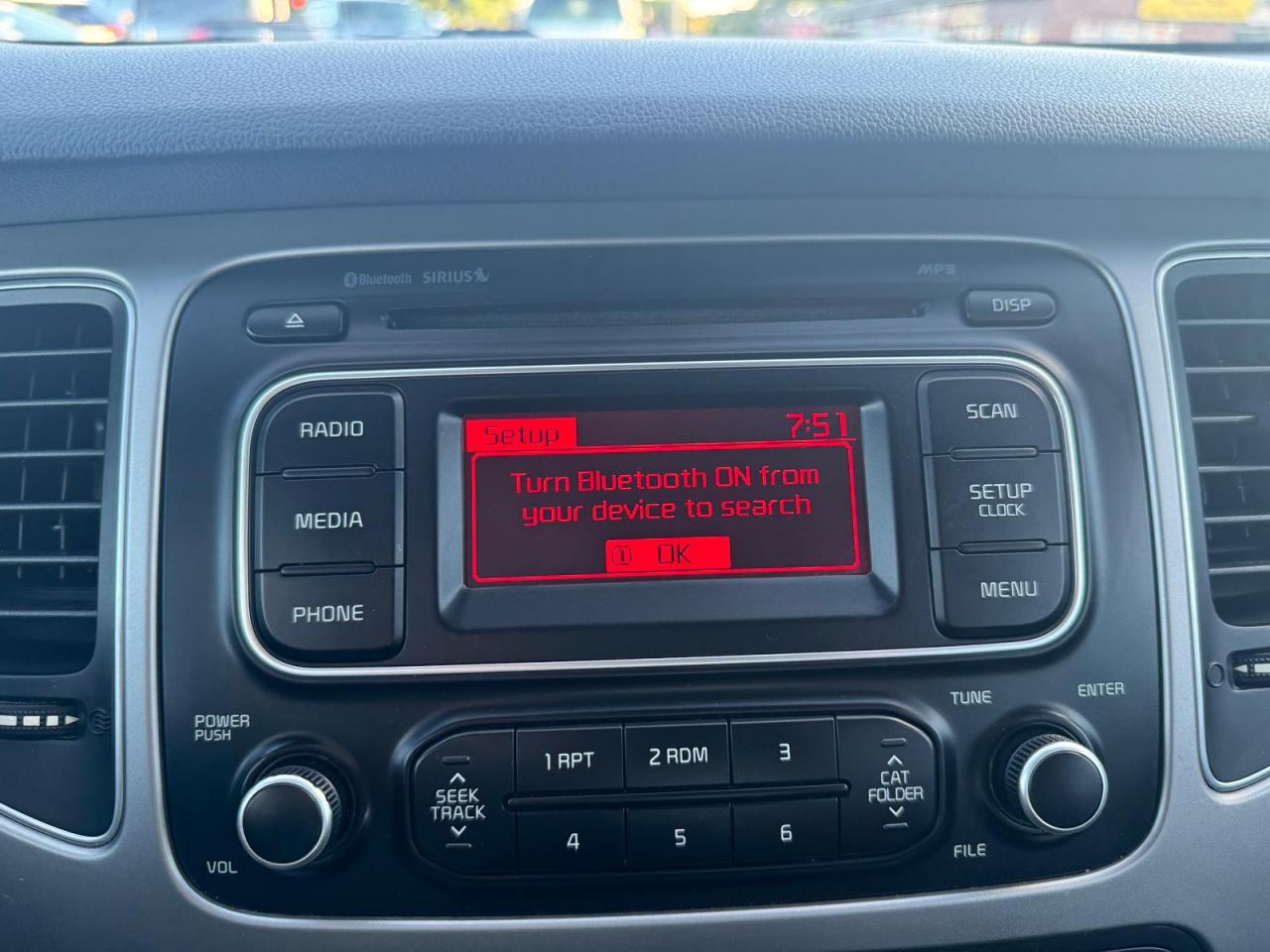 2015 Kia Rondo AUTO NO ACCIDENT 7 PASS BLUETOOTH HEATED SEATS - Photo #16