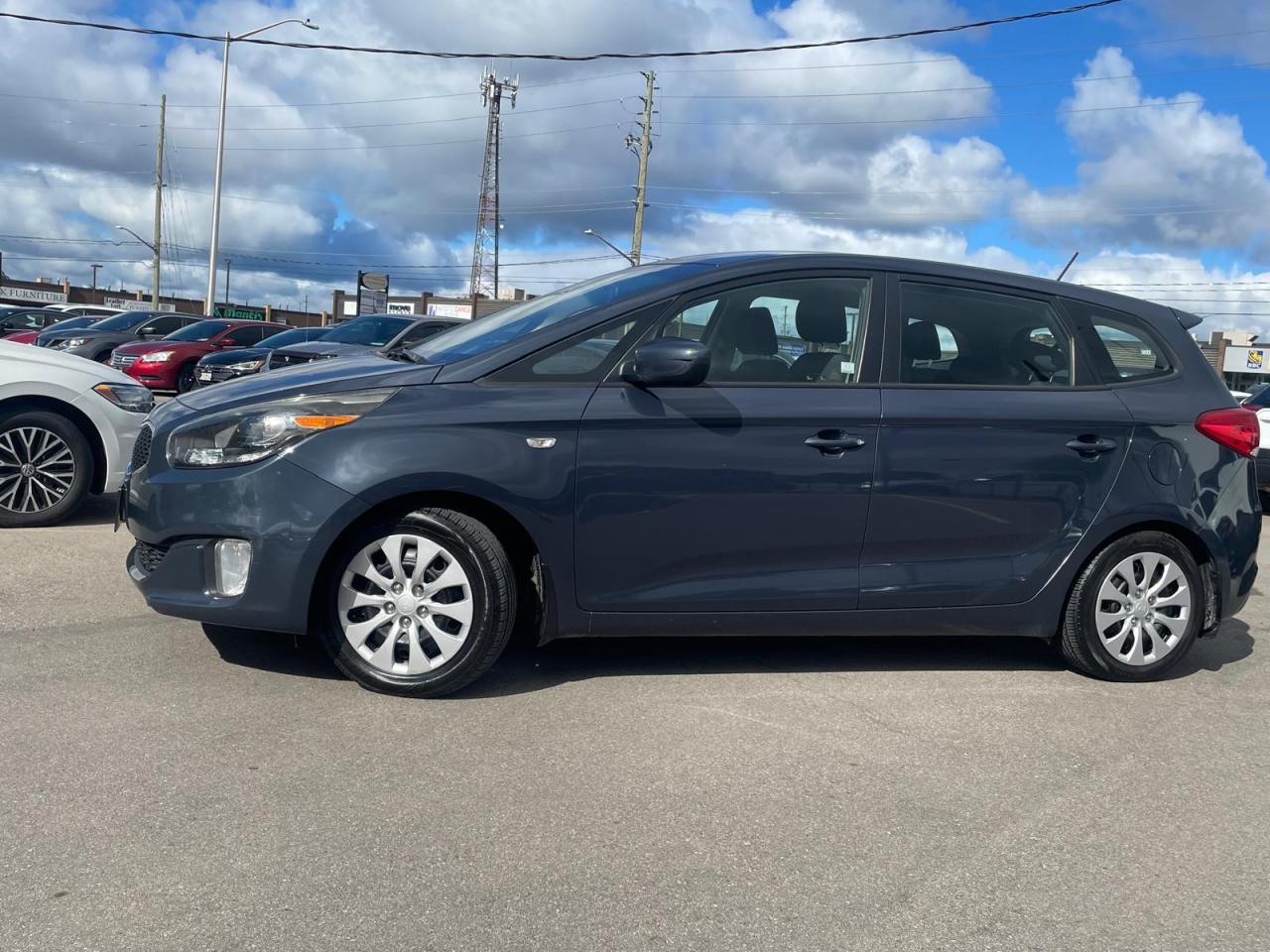 2015 Kia Rondo AUTO NO ACCIDENT 7 PASS BLUETOOTH HEATED SEATS - Photo #2