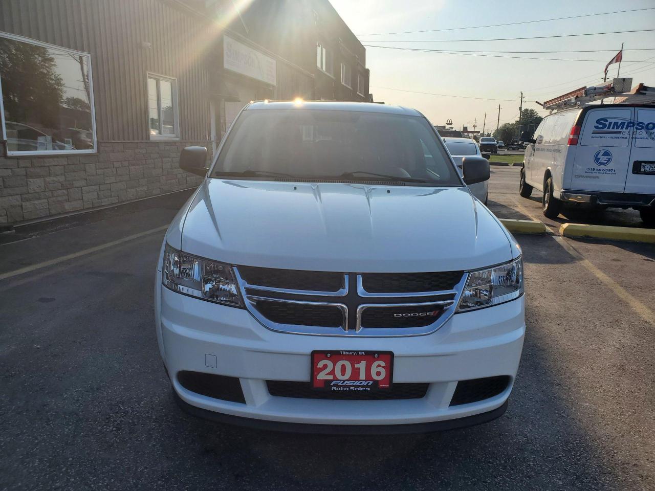 2016 Dodge Journey FWD-BLUETOOTH-ALLOY WHEELS-SUPER CLEAN UNIT - Photo #6