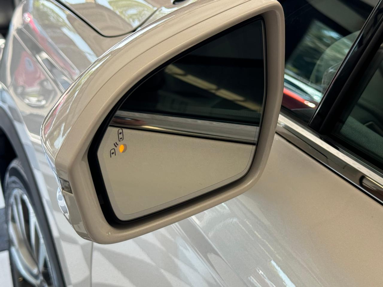 2017 Lincoln MKX Reserve+Cooled Leather+AdaptiveCruise+CLEAN CARFAX - Photo #4