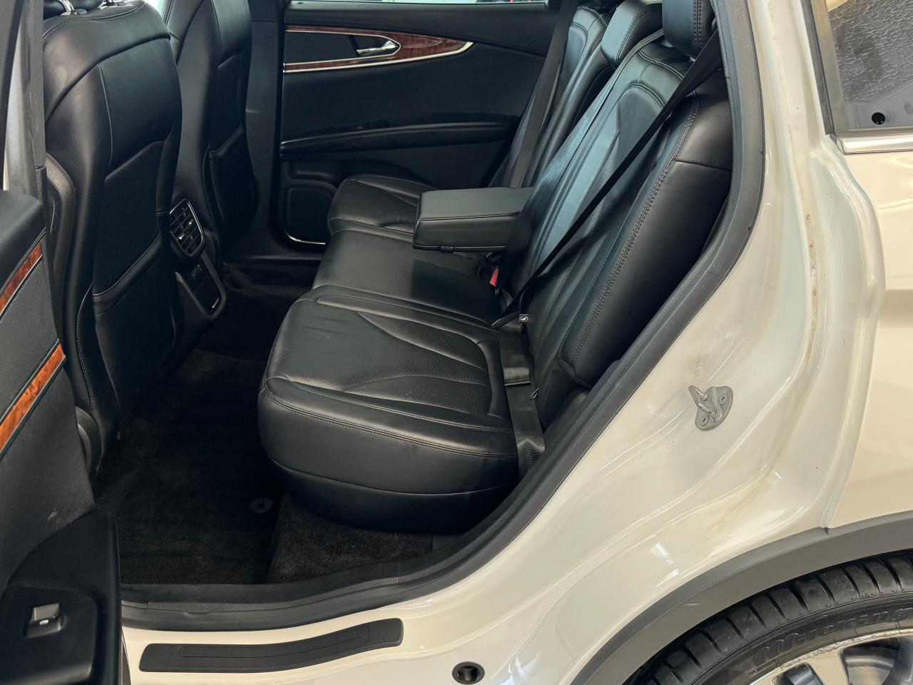 2017 Lincoln MKX Reserve+Cooled Leather+AdaptiveCruise+CLEAN CARFAX - Photo #25