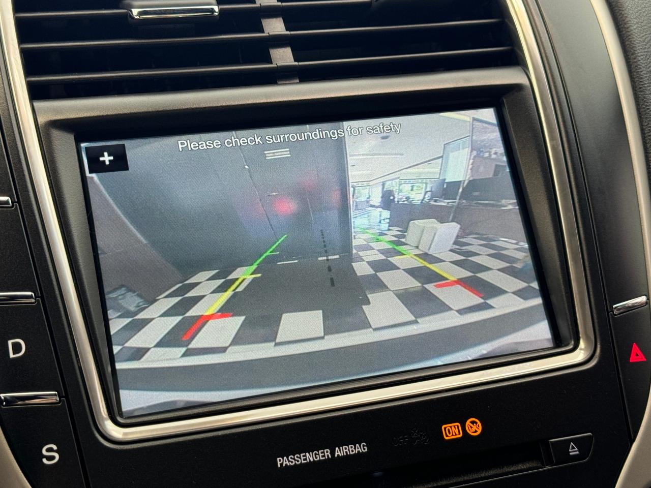 2017 Lincoln MKX Reserve+Cooled Leather+AdaptiveCruise+CLEAN CARFAX - Photo #15
