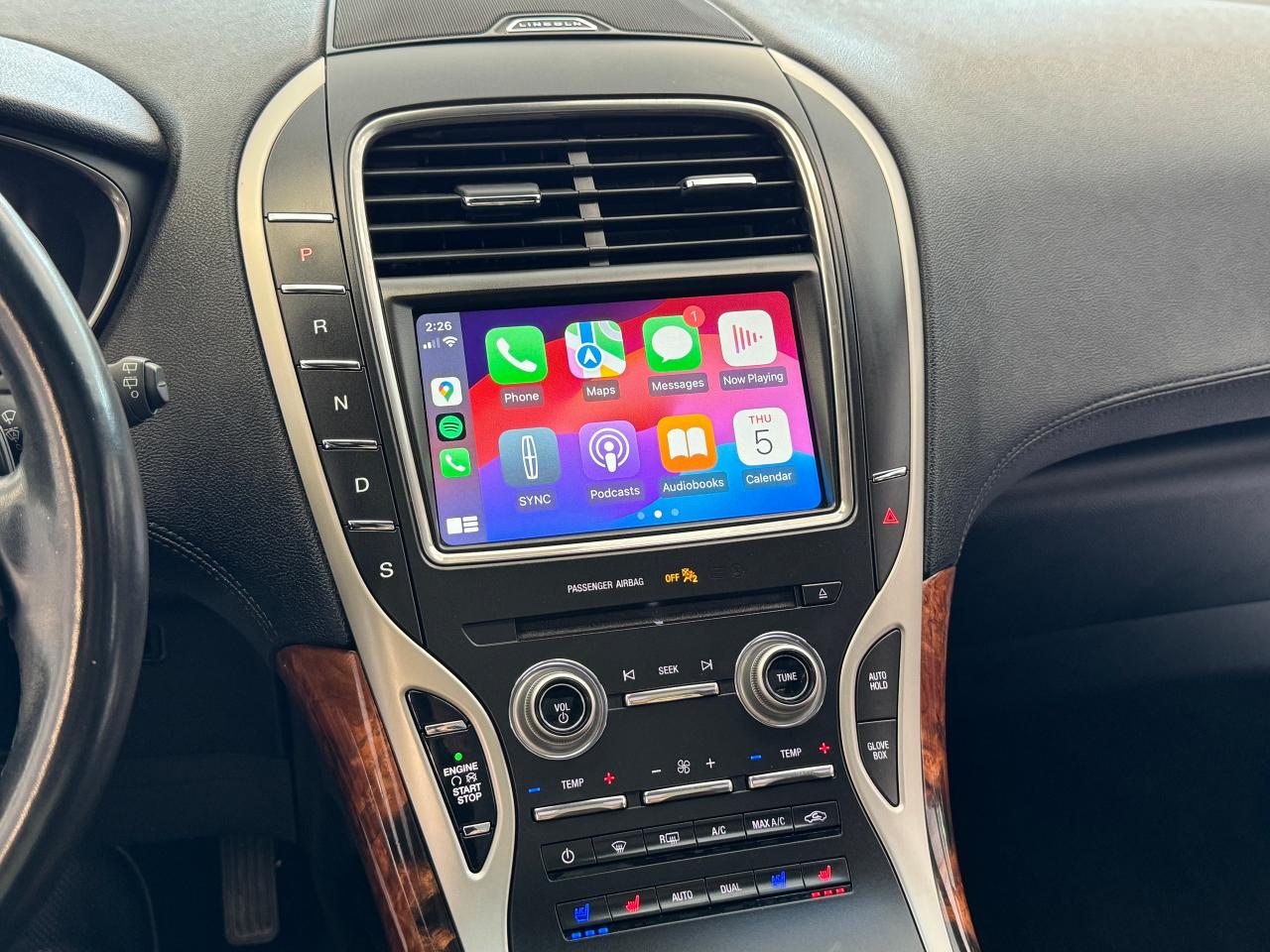 2017 Lincoln MKX Reserve+Cooled Leather+AdaptiveCruise+CLEAN CARFAX - Photo #14