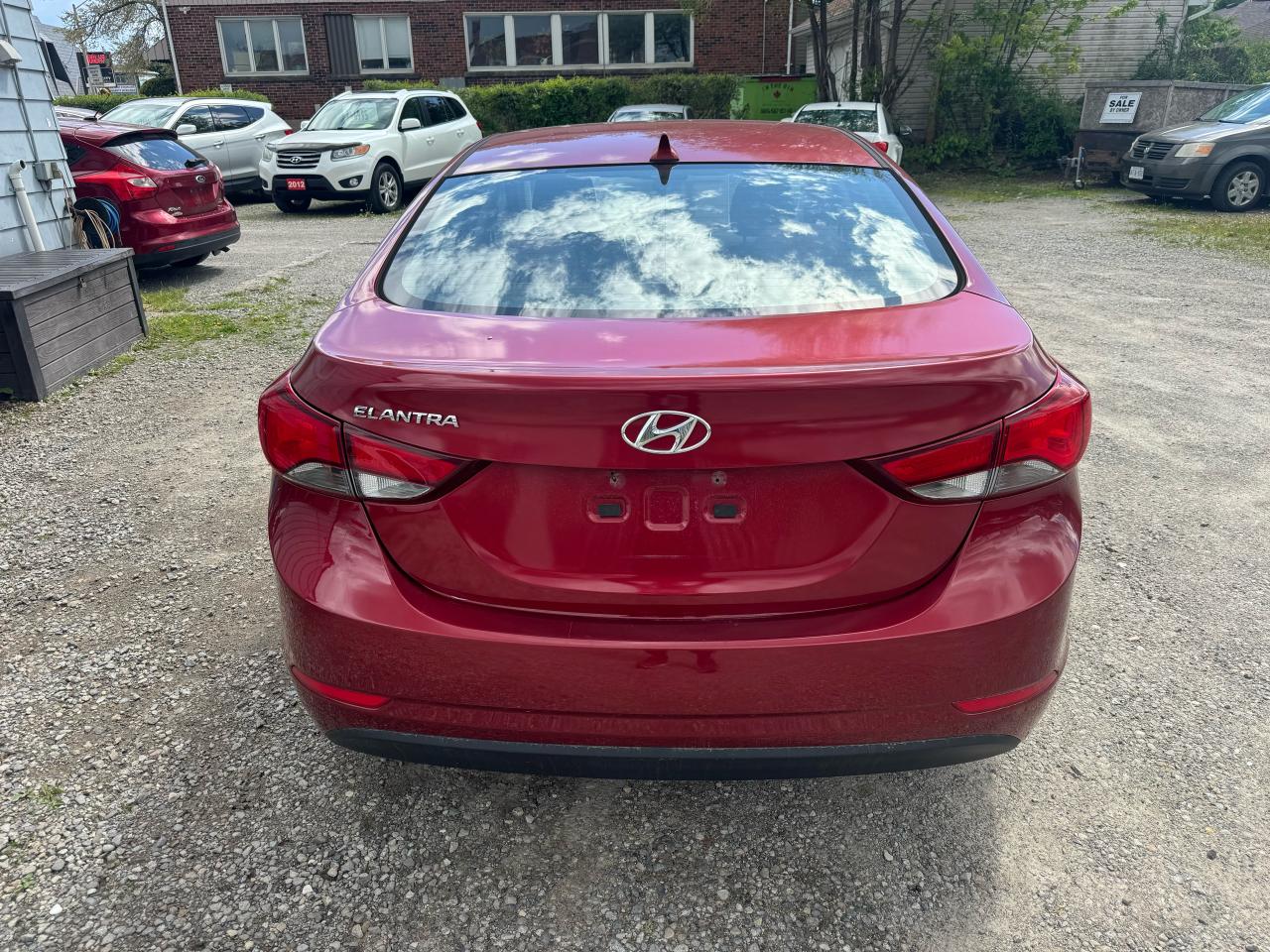 2015 Hyundai Elantra GL - Photo #4