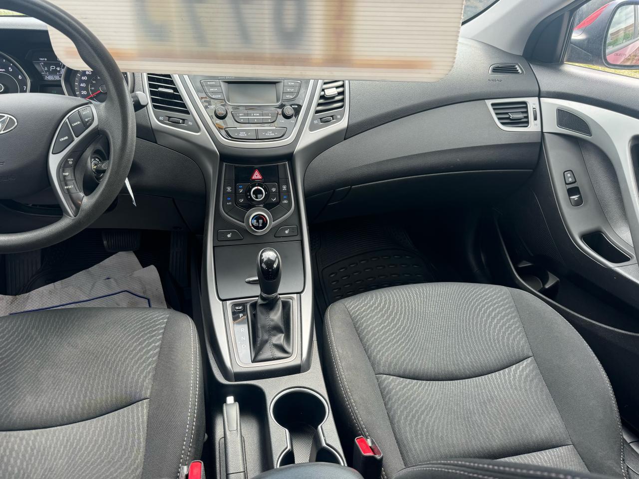 2015 Hyundai Elantra GL - Photo #11
