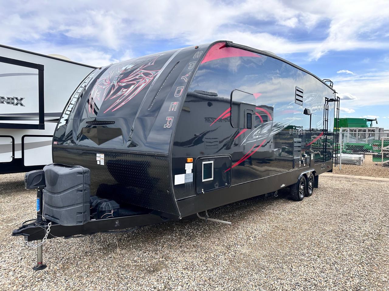 2017 Winnebago Spyder 24FQ 