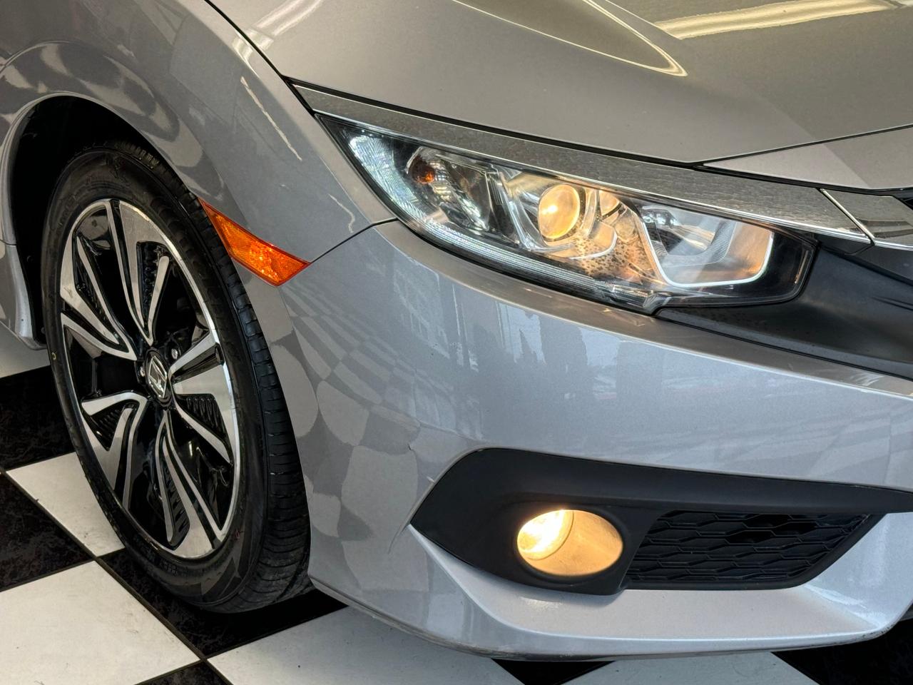 2016 Honda Civic EX-T+New Tires+Roof+Remote Start+CLEAN CARFAX Photo95