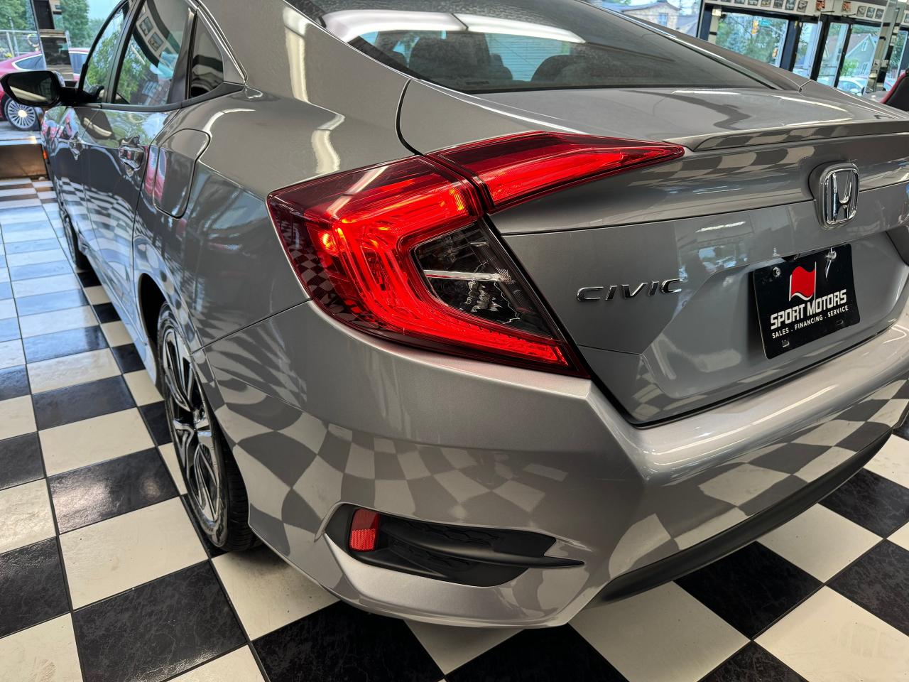2016 Honda Civic EX-T+New Tires+Roof+Remote Start+CLEAN CARFAX Photo97