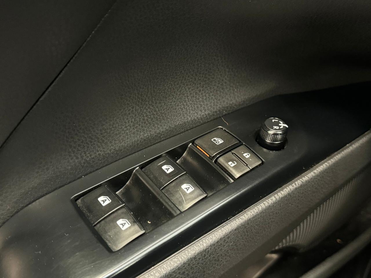 2019 Toyota Camry LE+Adaptive Cruise+Lane Keep Assist+CLEAN CARFAX - Photo #46