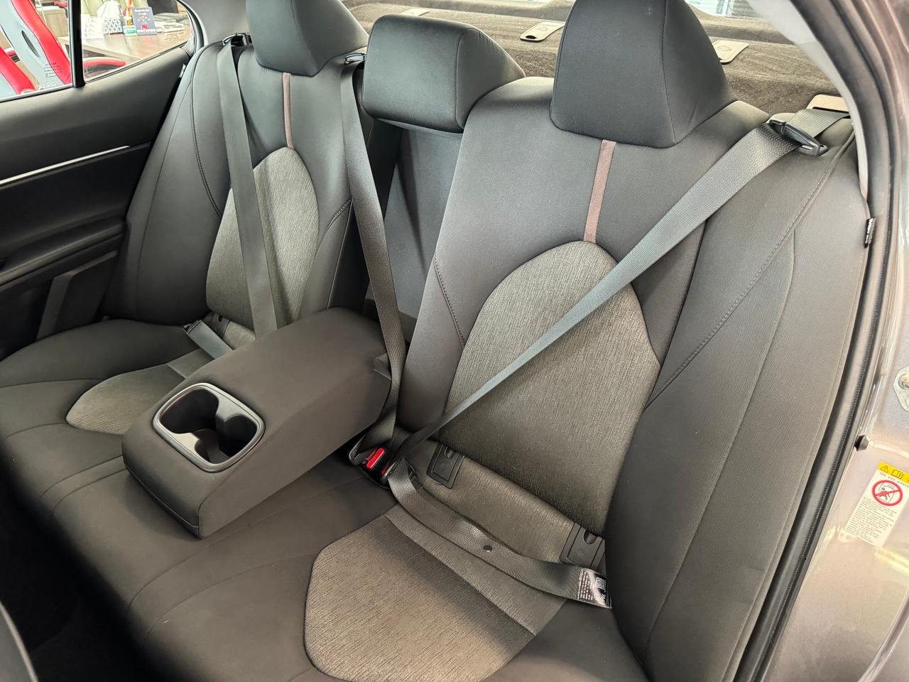 2019 Toyota Camry LE+Adaptive Cruise+Lane Keep Assist+CLEAN CARFAX Photo24