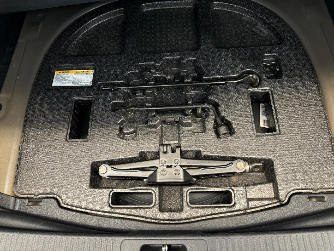 2019 Toyota Camry LE+Adaptive Cruise+Lane Keep Assist+CLEAN CARFAX - Photo #53