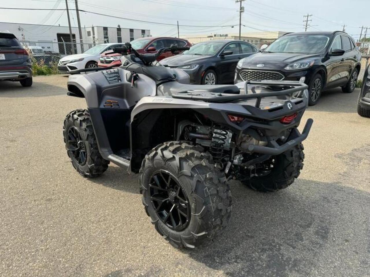 2024 CAN AM Other OUTLANDER 700 XT $87 B/W - Photo #2