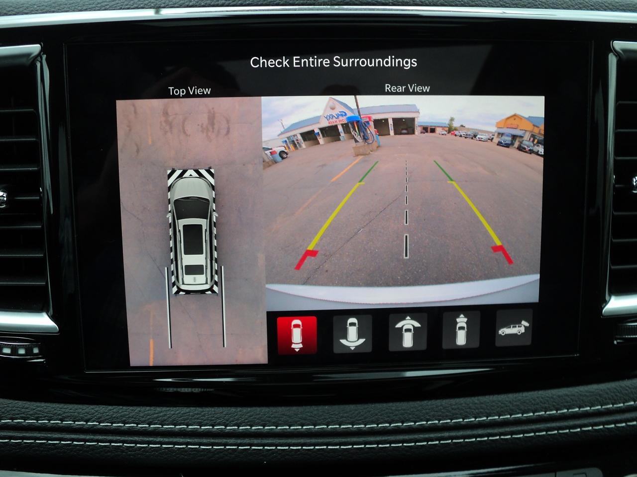 2023 Chrysler Pacifica Limited FWD 3.6L PanoramicRoof 7SeaterNavLeather - Photo #28