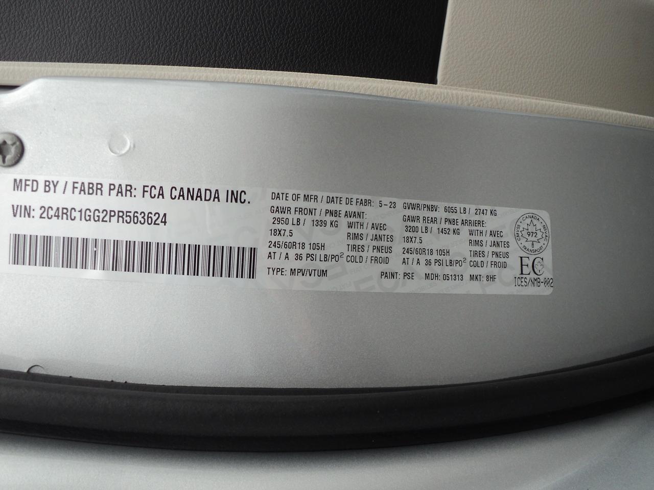 2023 Chrysler Pacifica Limited FWD 3.6L PanoramicRoof 7SeaterNavLeather - Photo #33