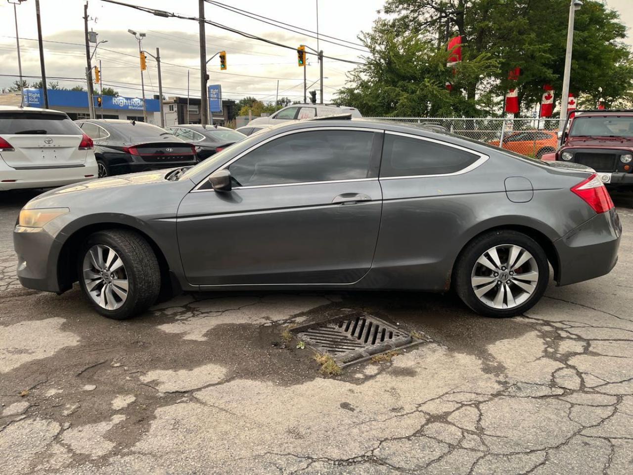 2010 Honda Accord EX Photo2