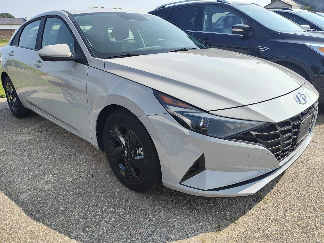 2022 Hyundai Elantra Preferred