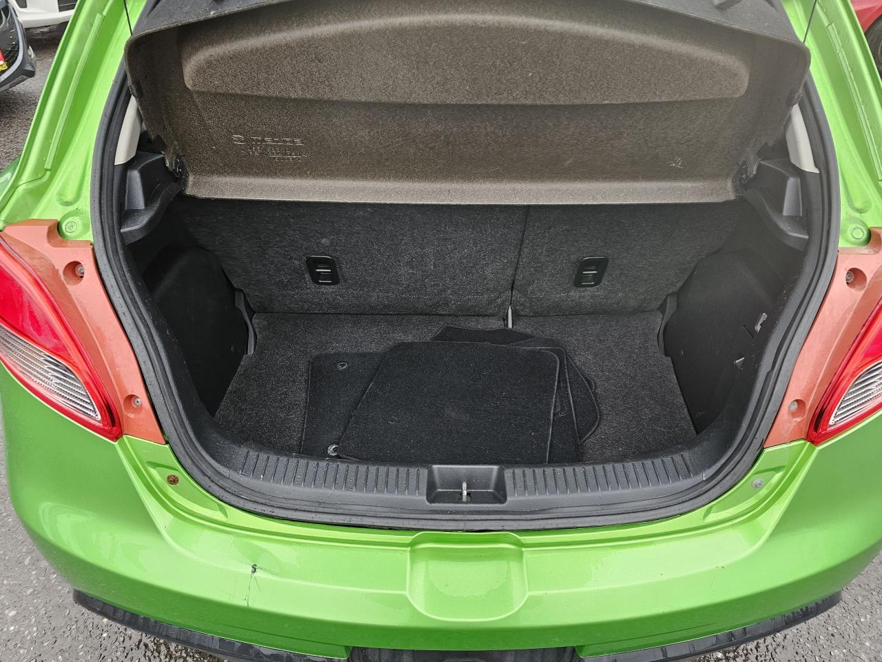 2011 Mazda MAZDA2 GS, AUTOMATIC, A/C, POWER GROUP, 145 KM - Photo #9