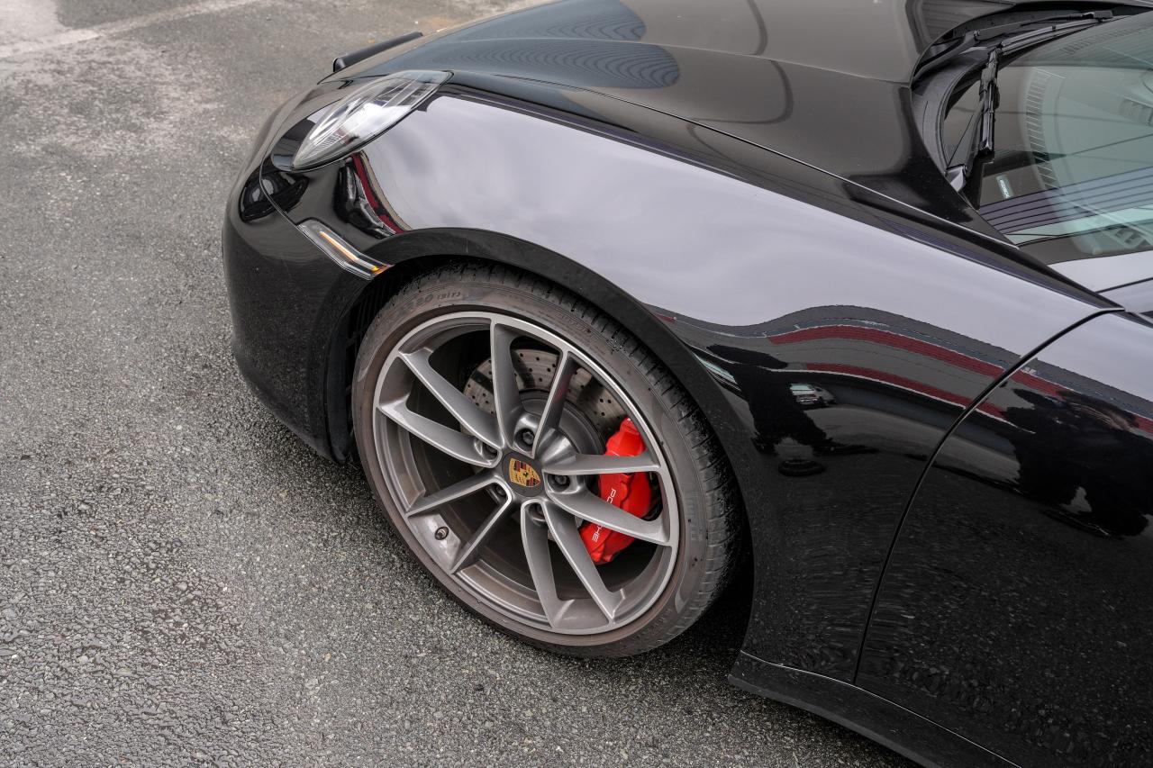 2022 Porsche 911 Carrera 4S Cabriolet - Photo #8