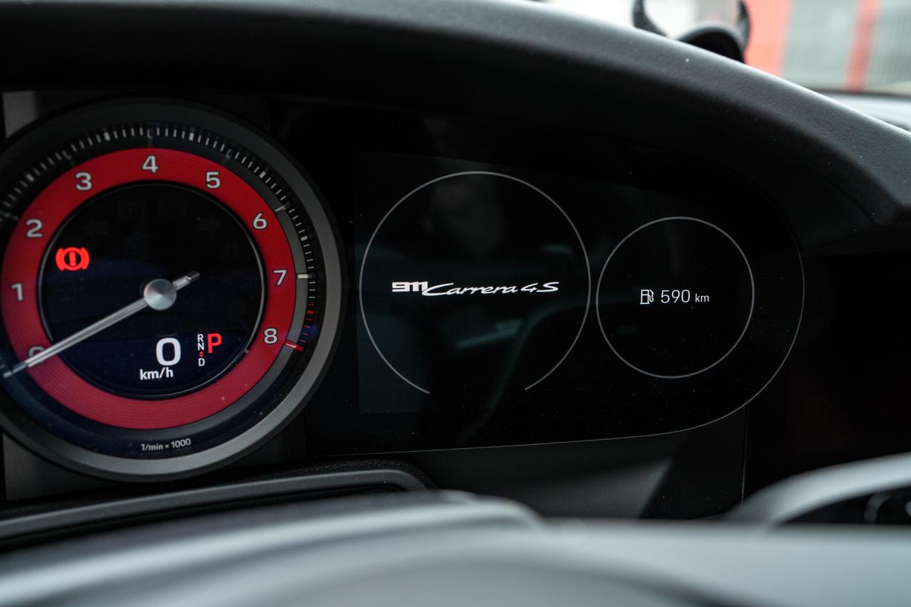 2022 Porsche 911 Carrera 4S Cabriolet - Photo #11