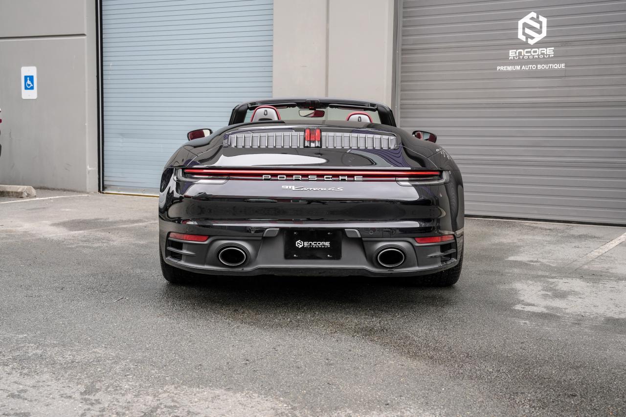 2022 Porsche 911 Carrera 4S Cabriolet - Photo #6