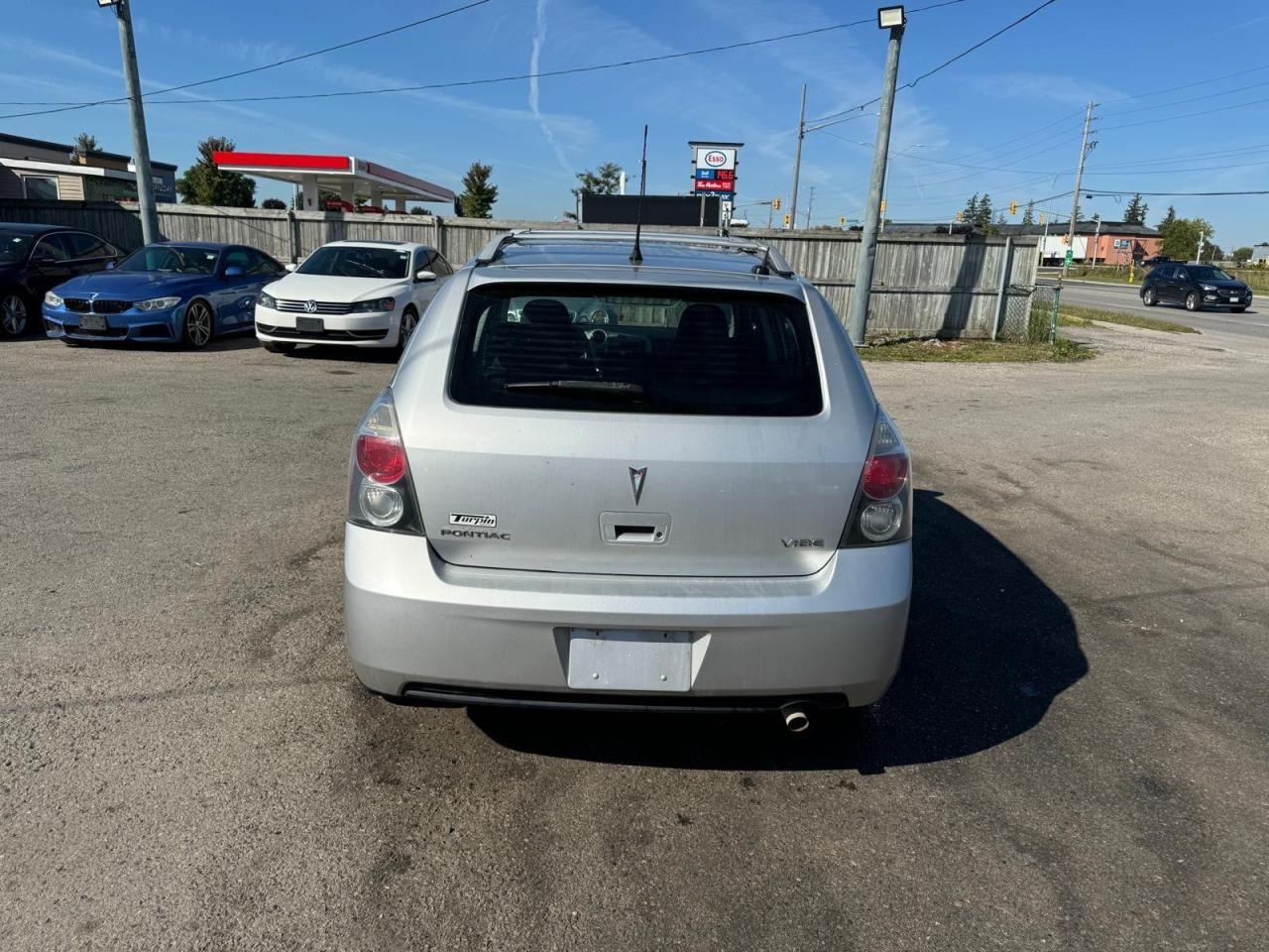 2009 Pontiac Vibe HATCH, 4 CYL, TOYOTA ENGINE, ONLY 75KMS, CERT - Photo #4