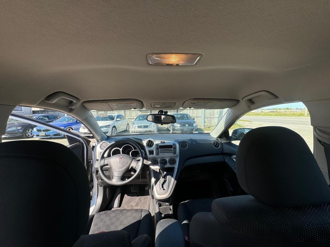 2009 Pontiac Vibe HATCH, 4 CYL, TOYOTA ENGINE, ONLY 75KMS, CERT - Photo #14