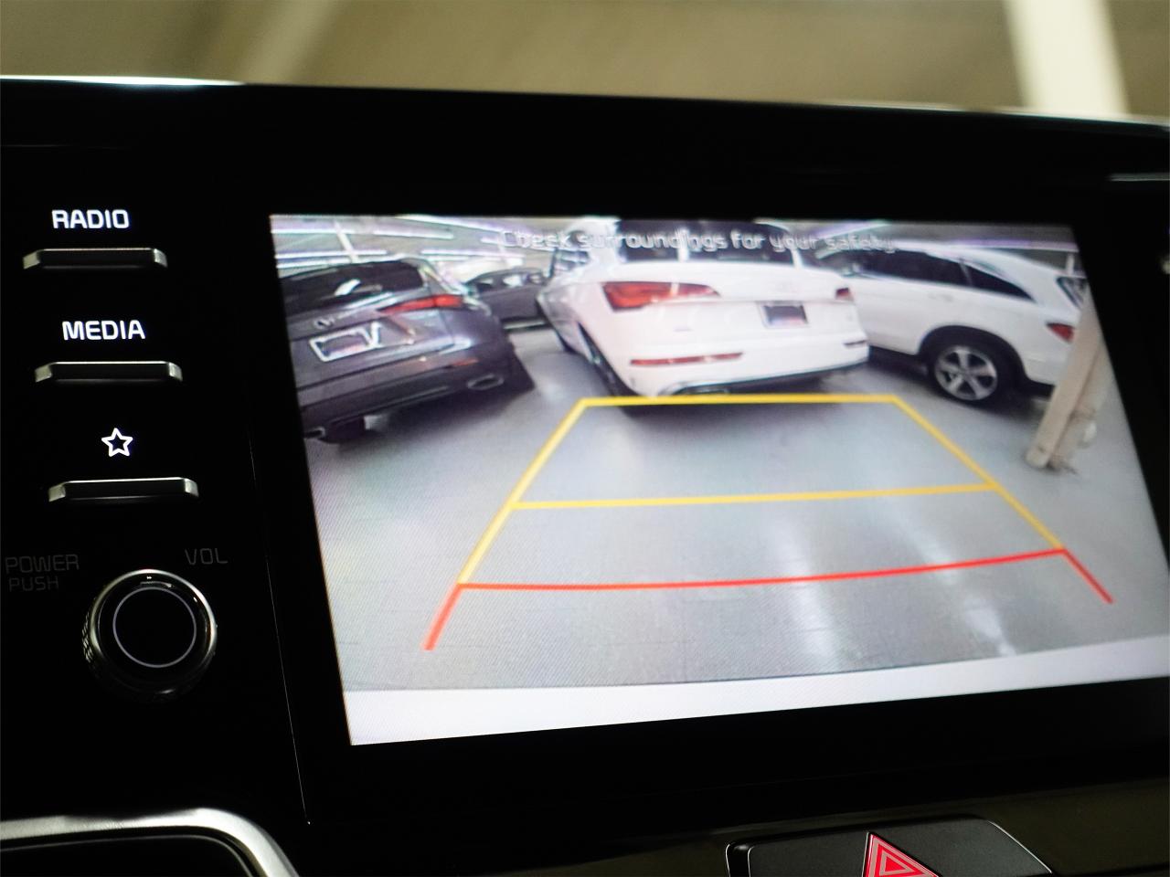 2021 Kia Sorento LX+ | AWD | 7Pas | LaneDep | HeatedSeats | CarPlay
