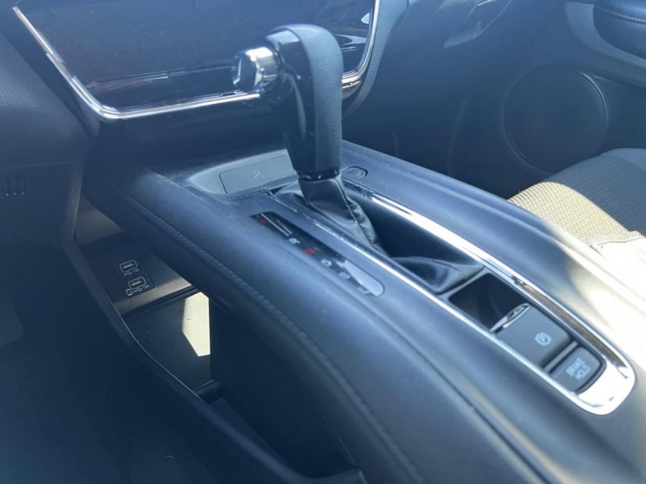 2021 Honda HR-V LX AWD/BACKUP CAMERA/CARPLAY/ALLOY WHEELS/HEATED S - Photo #13