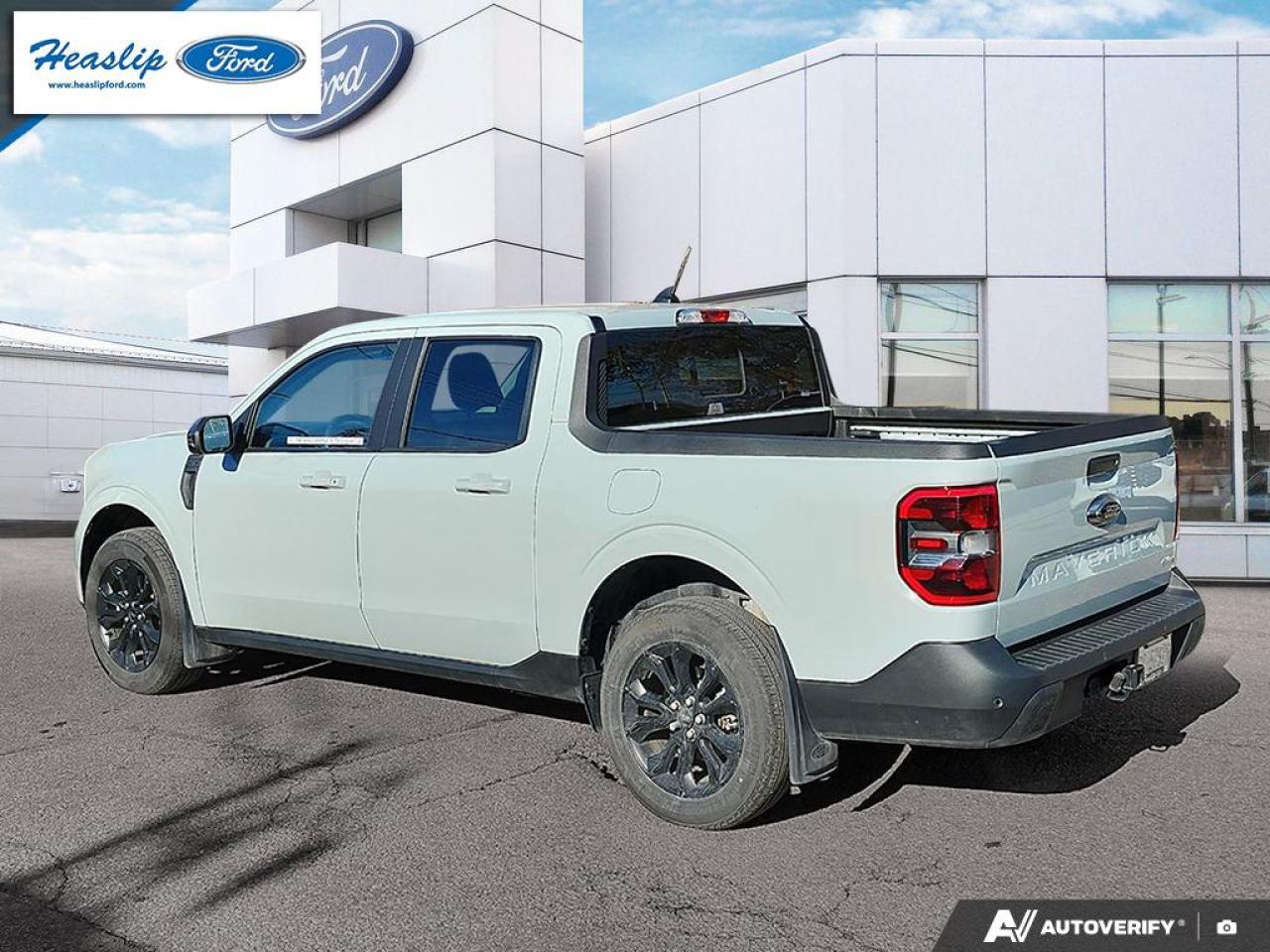 2024 Ford Maverick Lariat Photo3