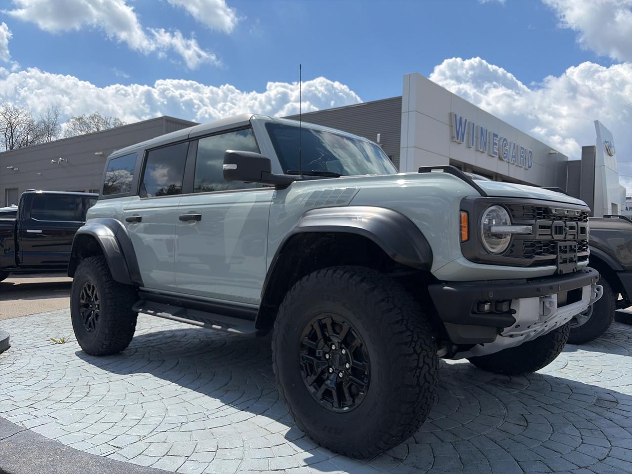 2024 Ford Bronco Raptor  - Leather Seats Photo2