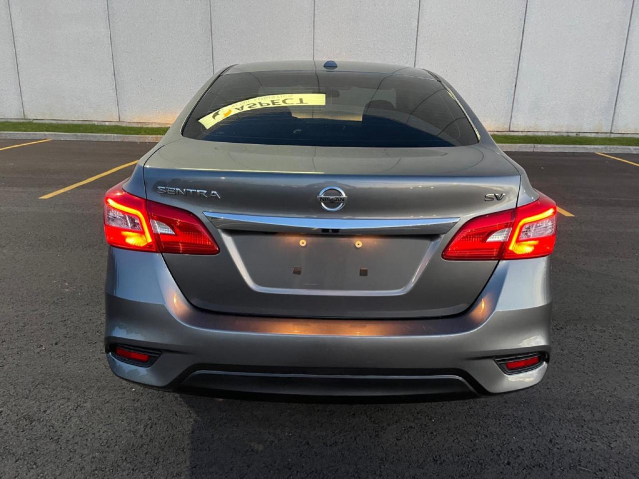 2018 Nissan Sentra SV | CLEAN CARPROOF | HEATED SEATS | BLUETOOTH | PUSH START - Photo #5