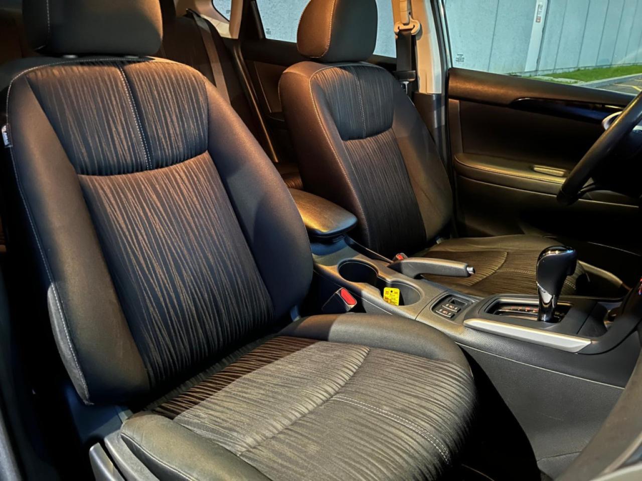 2018 Nissan Sentra SV | CLEAN CARPROOF | HEATED SEATS | BLUETOOTH | PUSH START - Photo #20