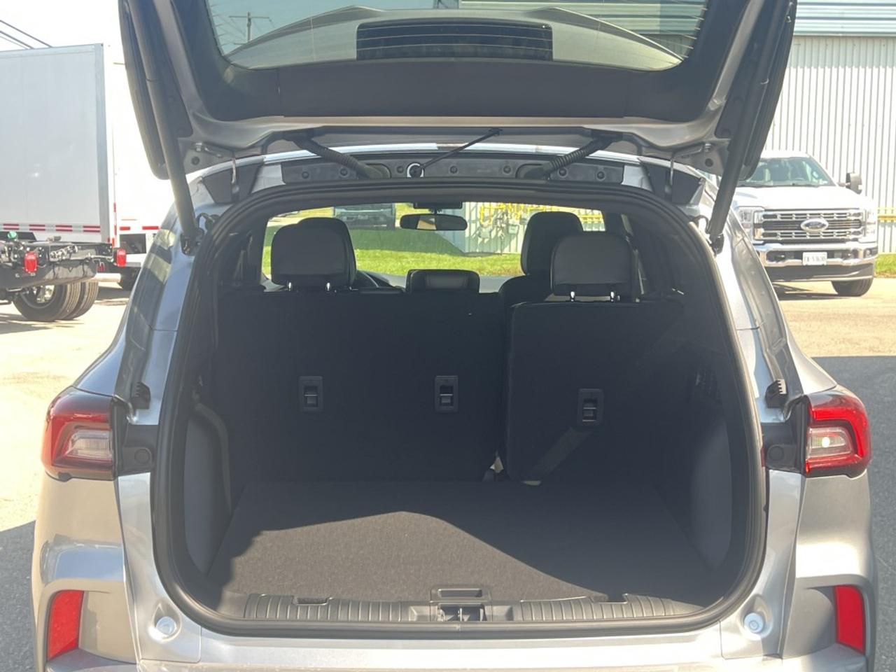 2024 Ford Escape ST-Line AWD Photo