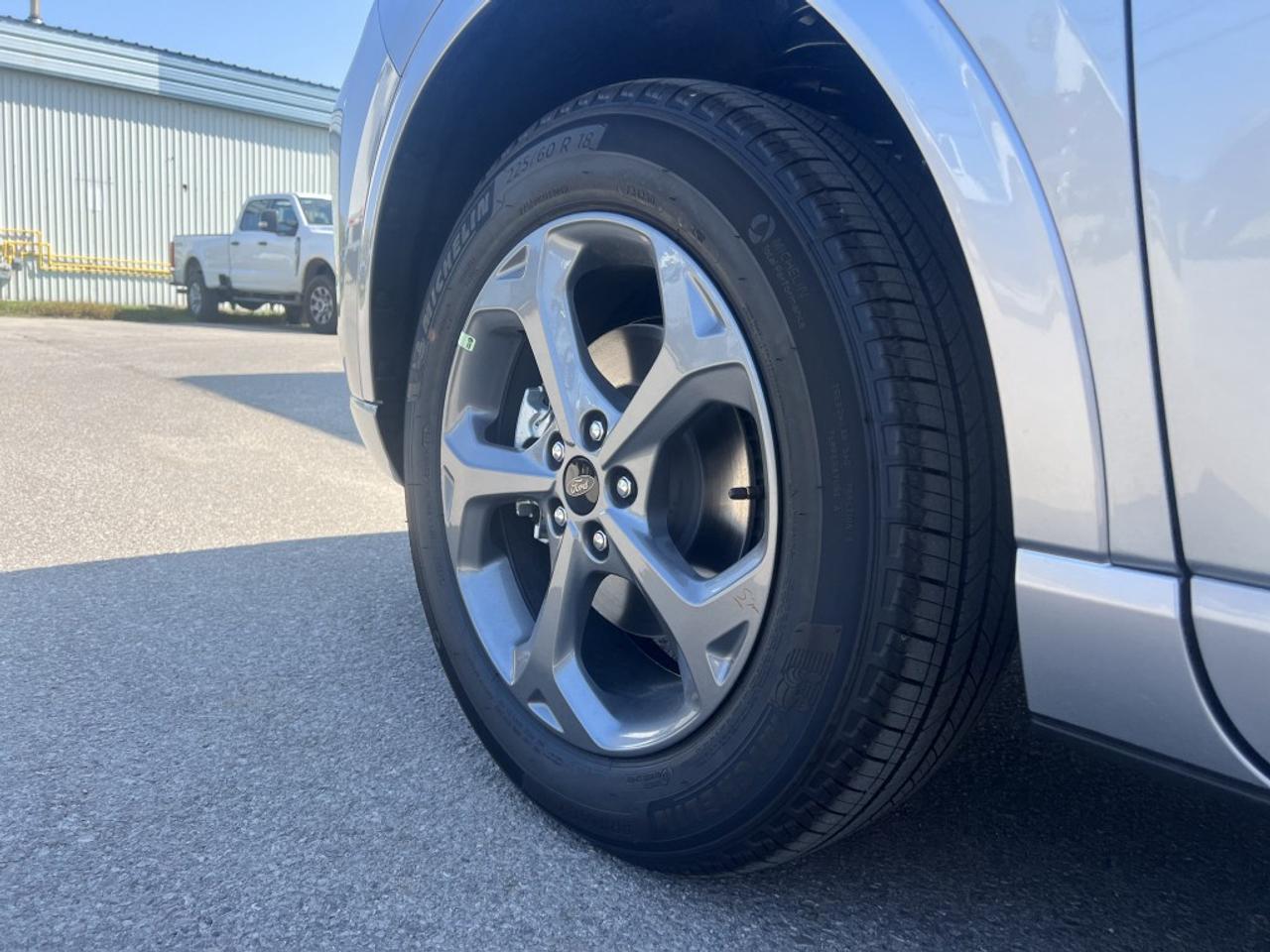 2024 Ford Escape ST-Line AWD Photo