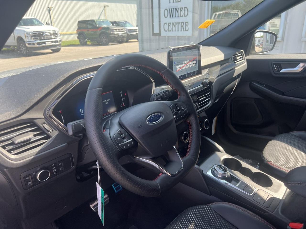 2024 Ford Escape ST-Line AWD Photo