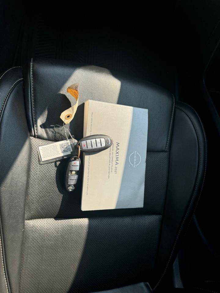 2021 Nissan Maxima SL  LEATHER/APPLE CARPLAY & ANDRIOD /ONE OWNER - Photo #15