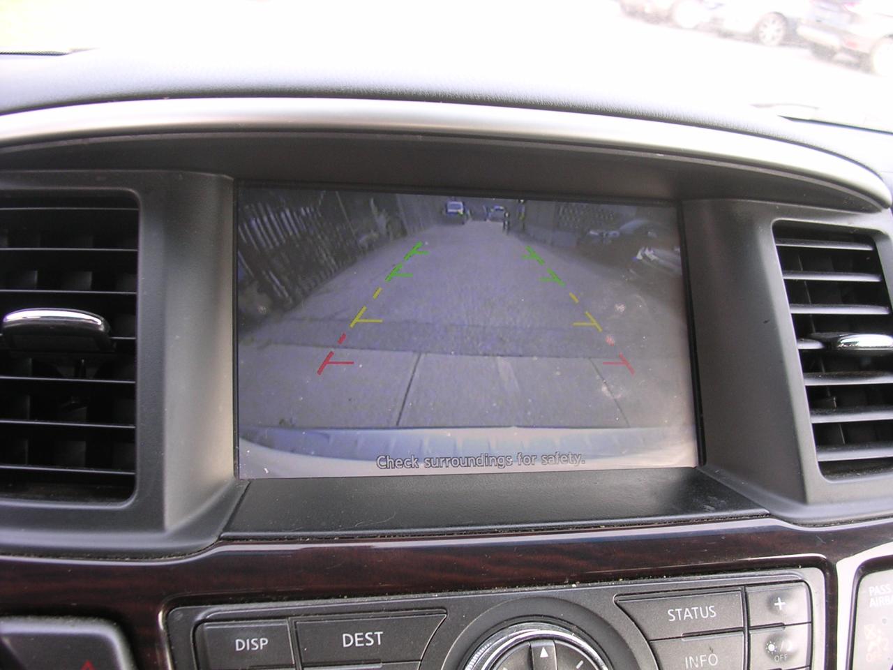 2014 Nissan Pathfinder SL 4WD - Photo #14