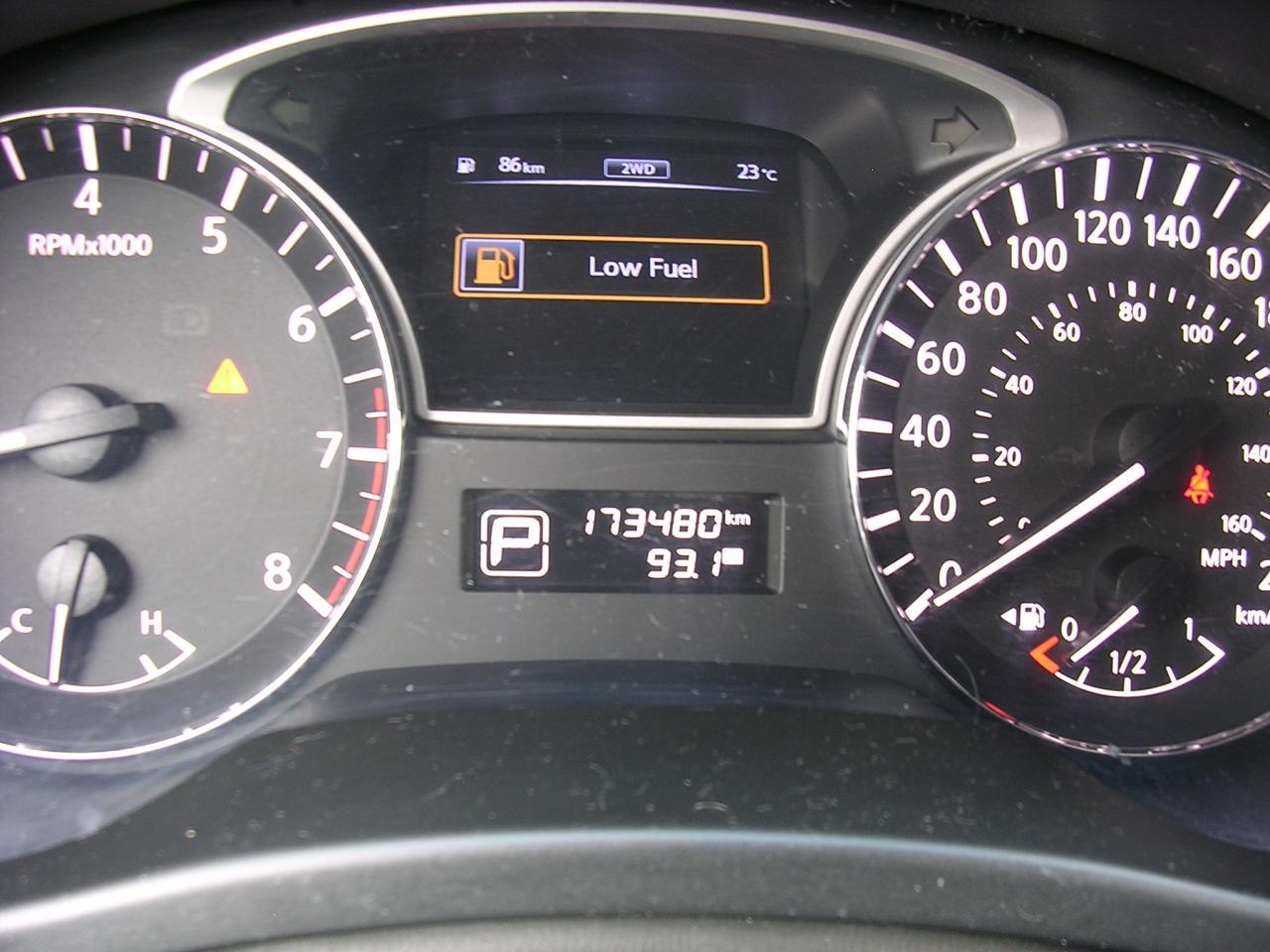 2014 Nissan Pathfinder SL 4WD - Photo #12