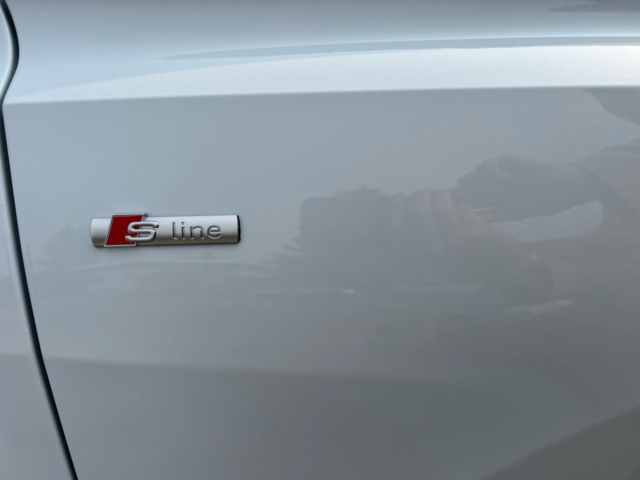 2019 Audi Q8 **S-LINE 335HP** - Photo #14