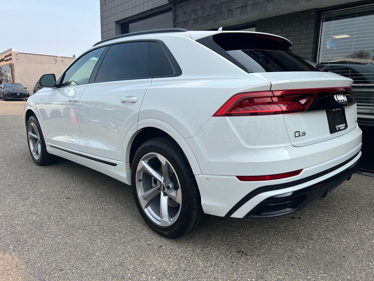 2019 Audi Q8 **S-LINE 335HP** - Photo #7