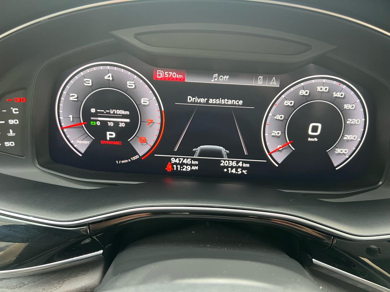 2019 Audi Q8 **S-LINE 335HP** - Photo #17