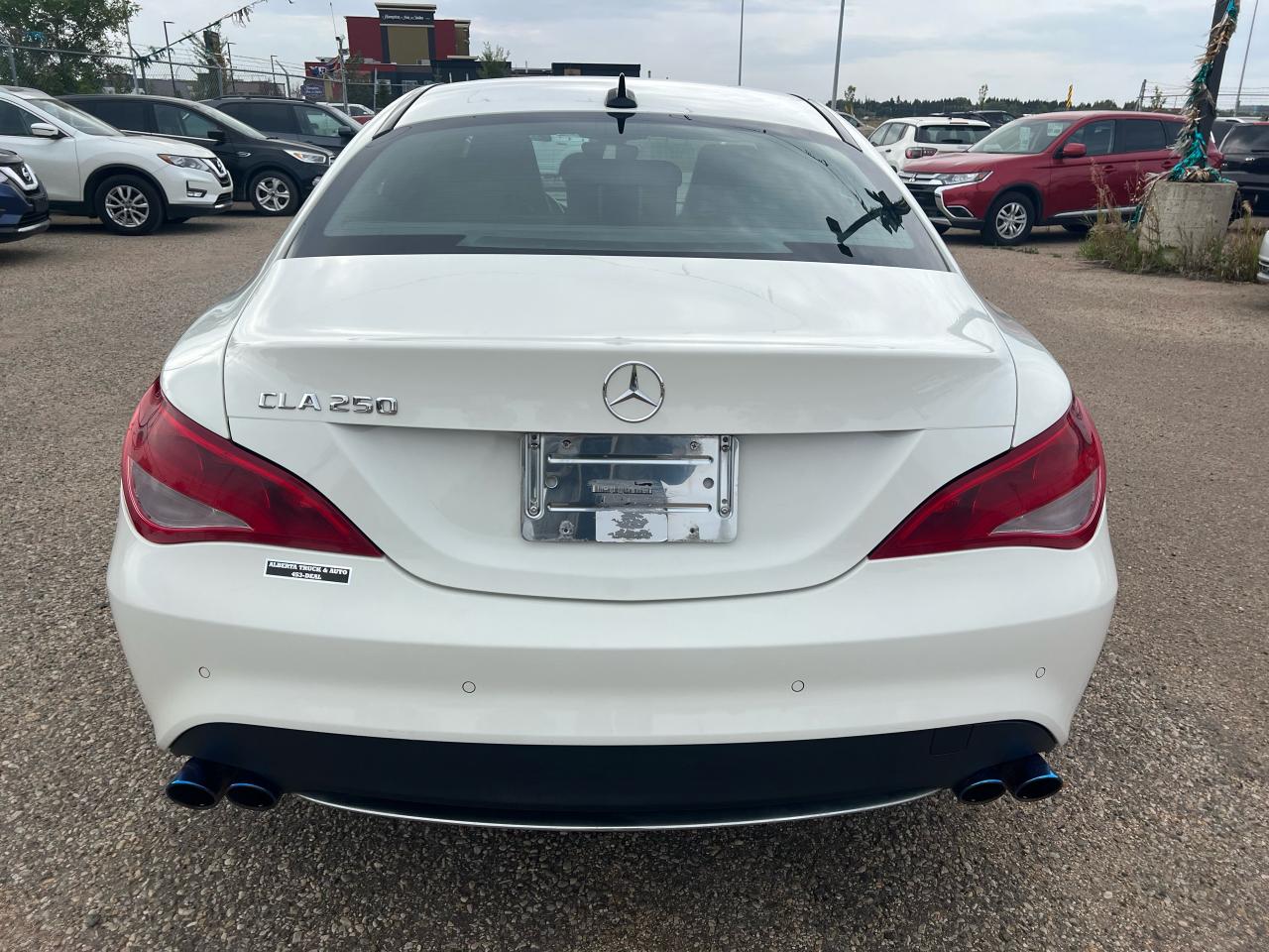 2016 Mercedes-Benz CLA-Class Htd Seats, Bluetooth - Photo #4