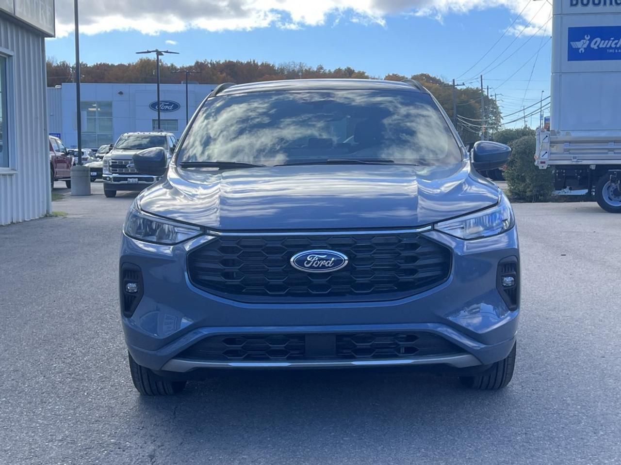 2024 Ford Escape ST-Line Select AWD Photo